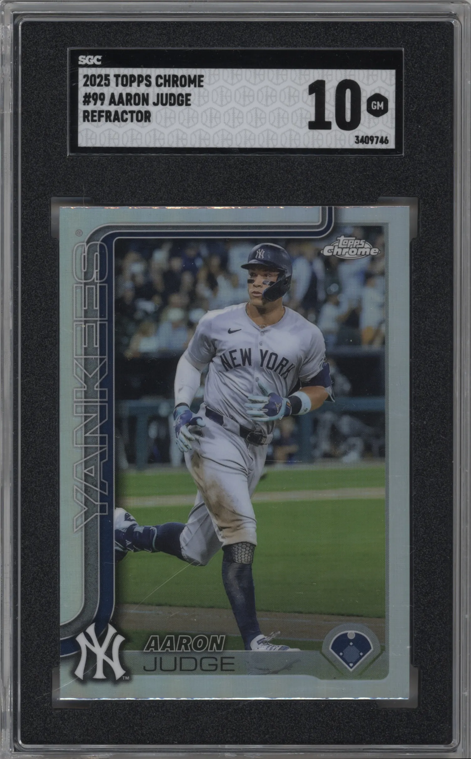 2025 Topps Chrome Image Var. Aaron Judge #99 SGC 10