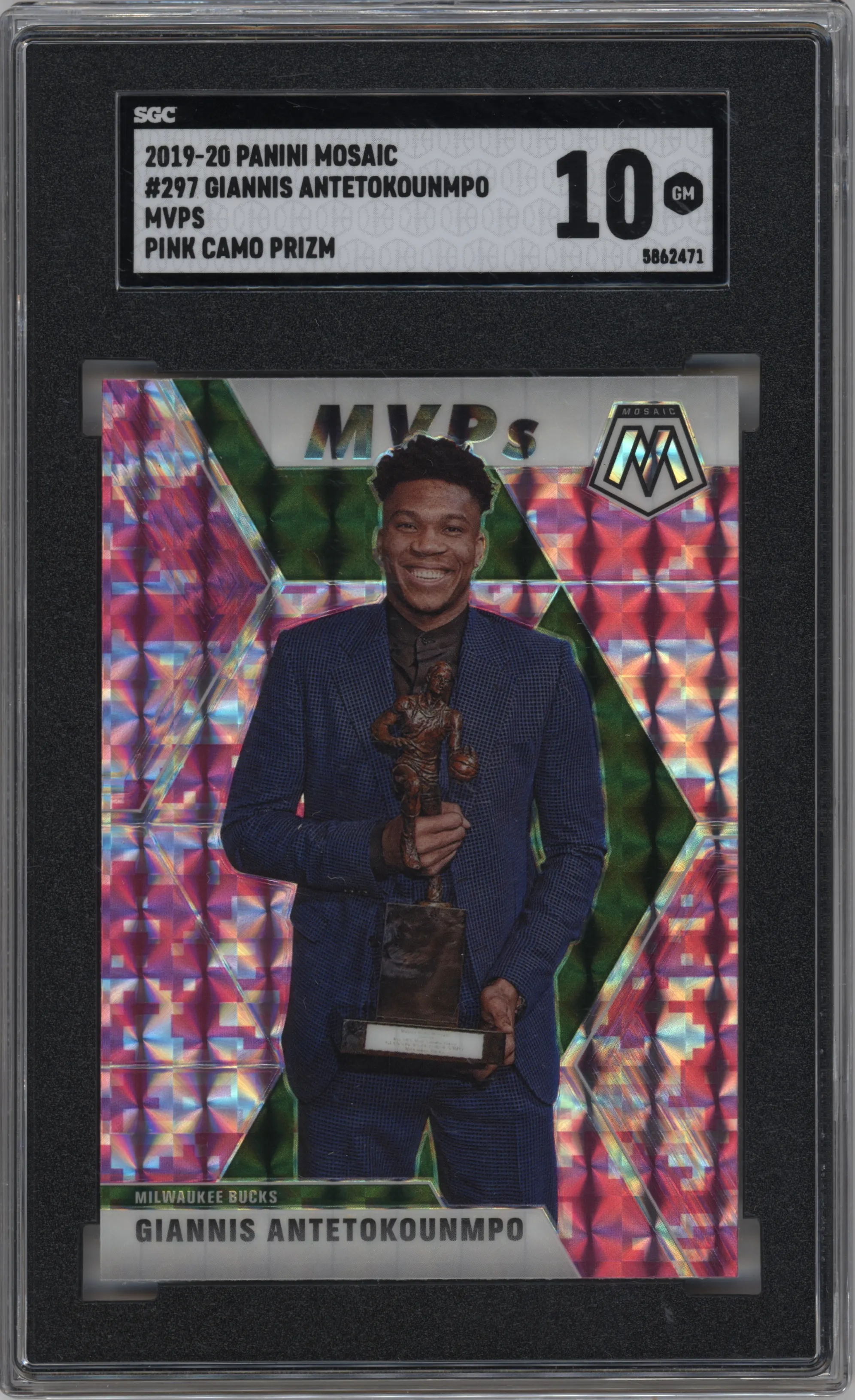 2019 Panini Mosaic Giannis Antetokounmpo Pink Camo #297 SGC 10