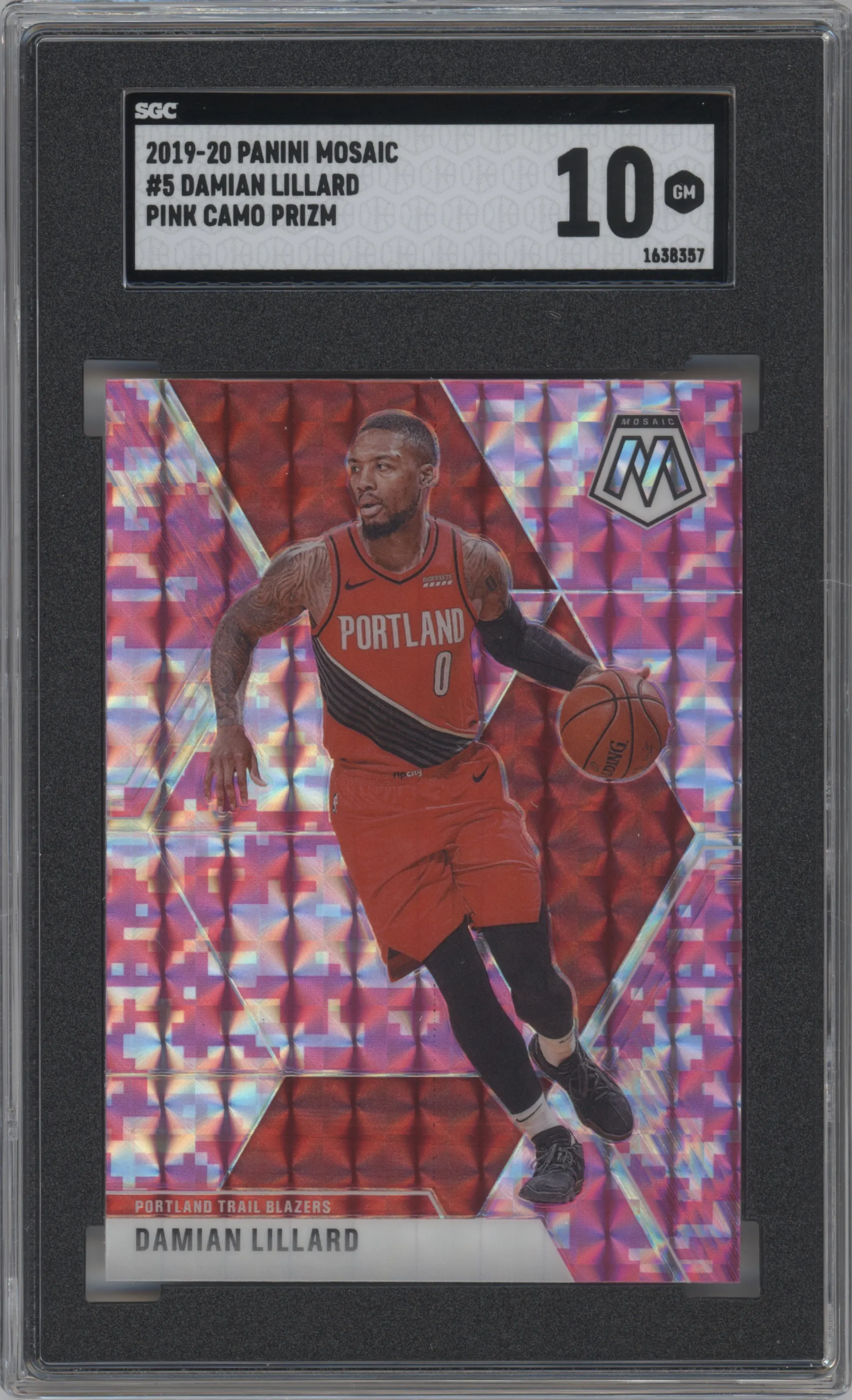 2019 Panini Mosaic Damian Lillard Pink Camo SGC 10