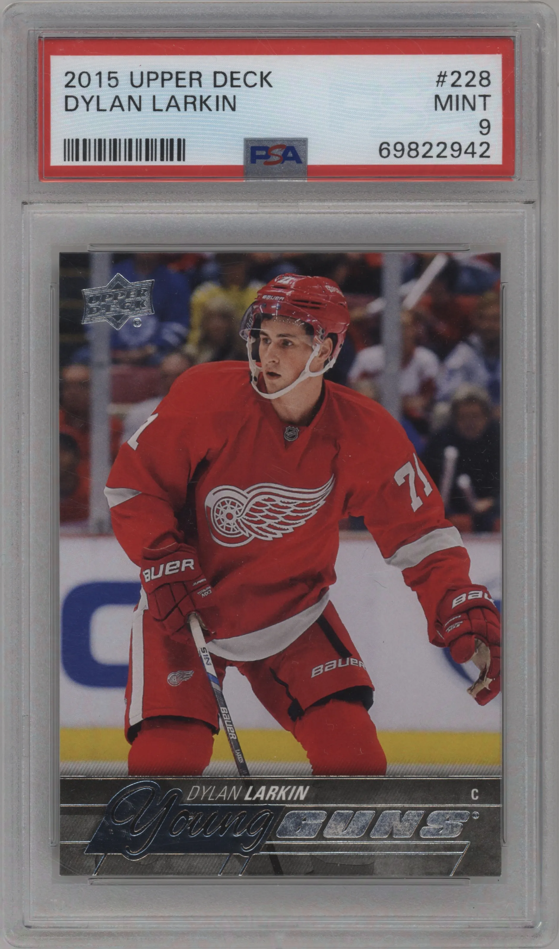 2015 Upper Deck Young Guns Dylan Larkin #228 PSA 9