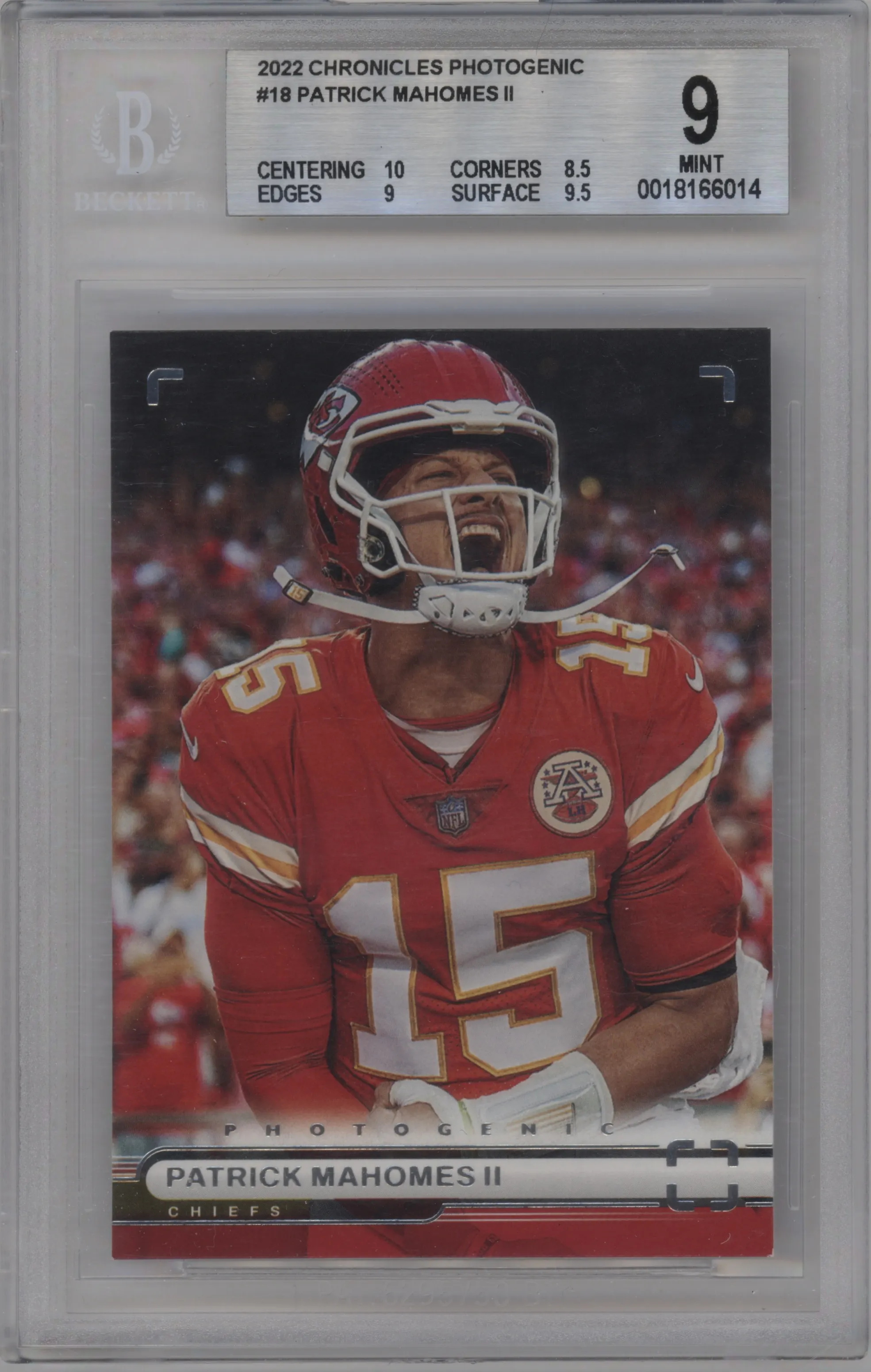 2022 Panini Chronicles Photogenic Patrick Mahomes II BGS 9
