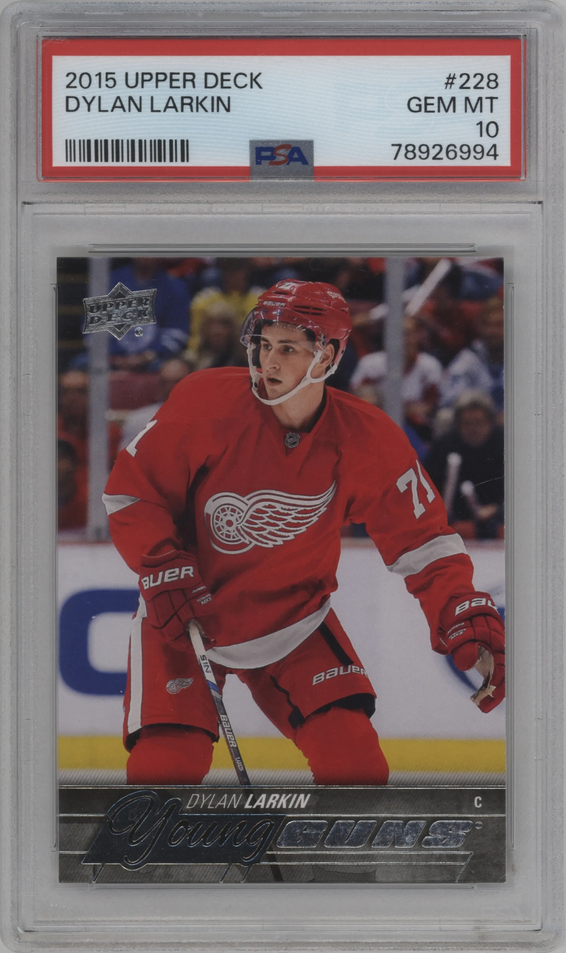 2015 Upper Deck Young Guns Dylan Larkin #228 PSA 10
