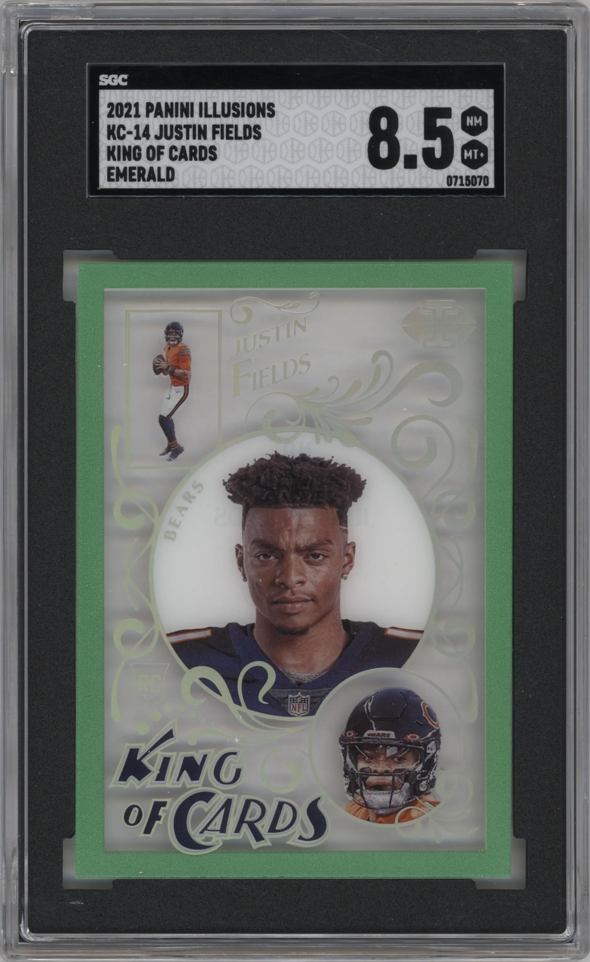 2021 Panini Illusions King of Cards Justin Fields Emerald #KC-14 SGC 8.5