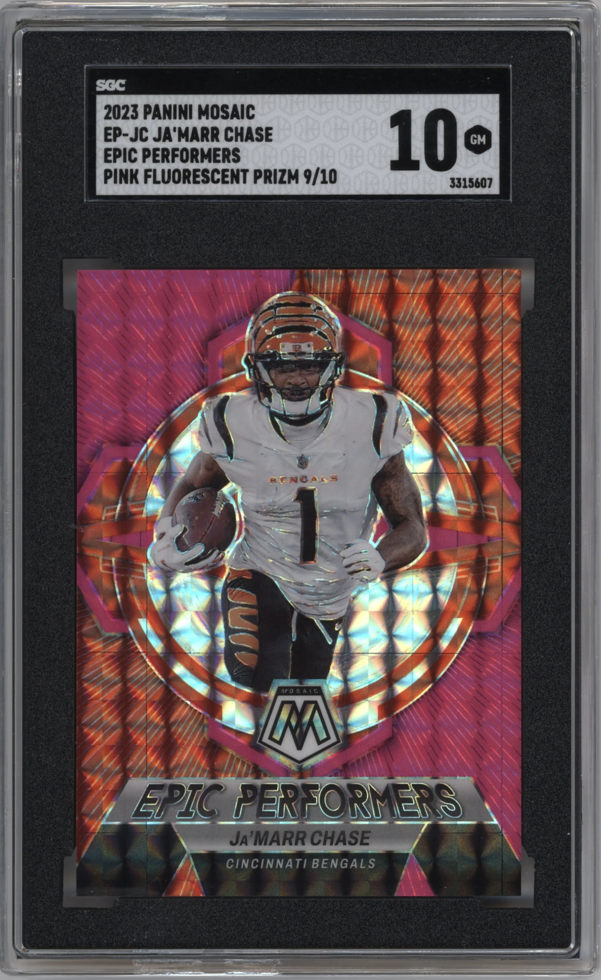2023 Panini Mosaic Epic Performers Ja'Marr Chase Pink Fluorescent SGC 10