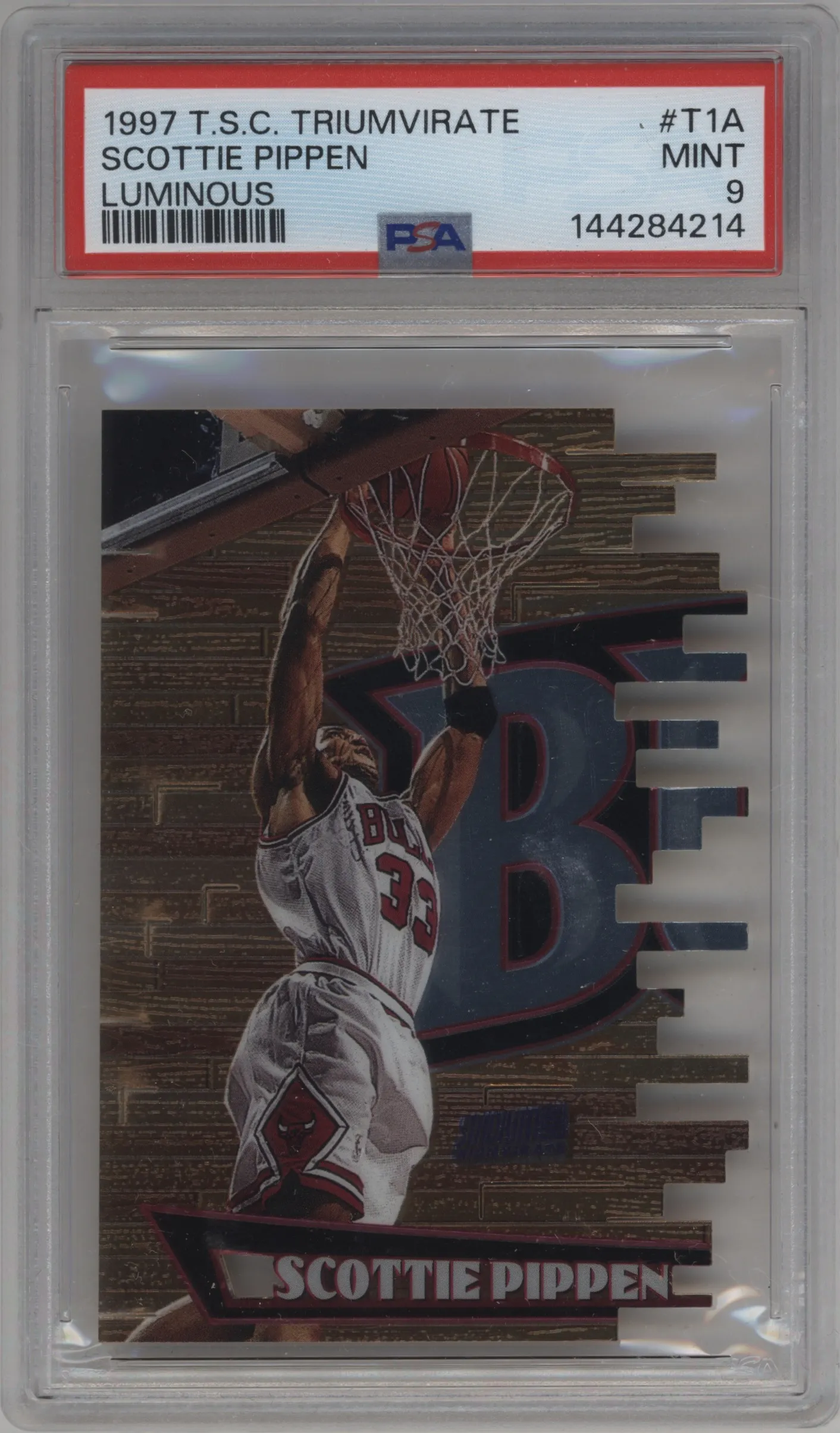 1997 Topps Stadium Club Triumvirate Scottie Pippen Luminous #T1A PSA 9
