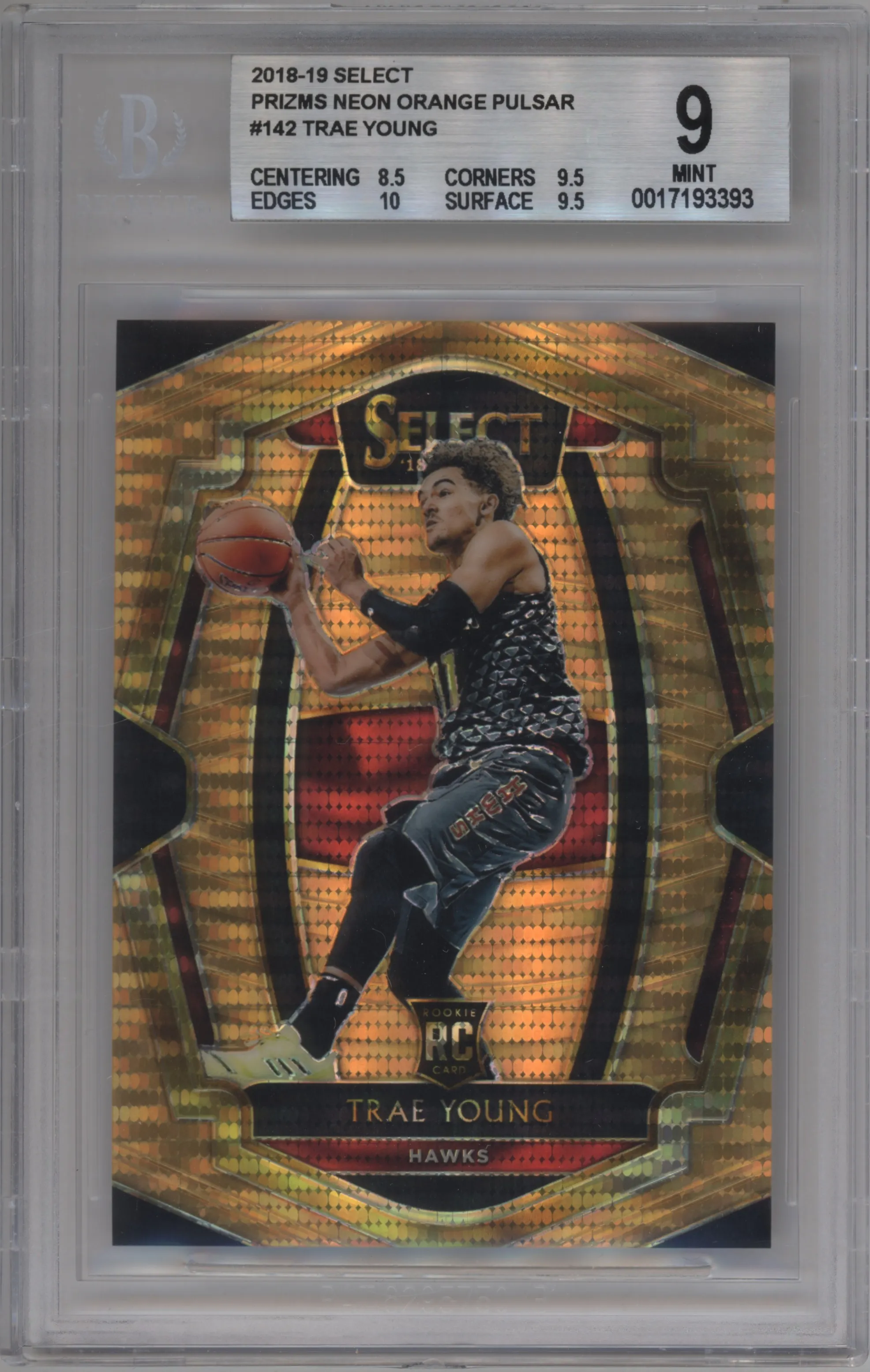 2018 Panini Select Pre.Lvl. Trae Young Die-Cut Prizm Neon Orange Pulsar FOTL #142 BGS 9
