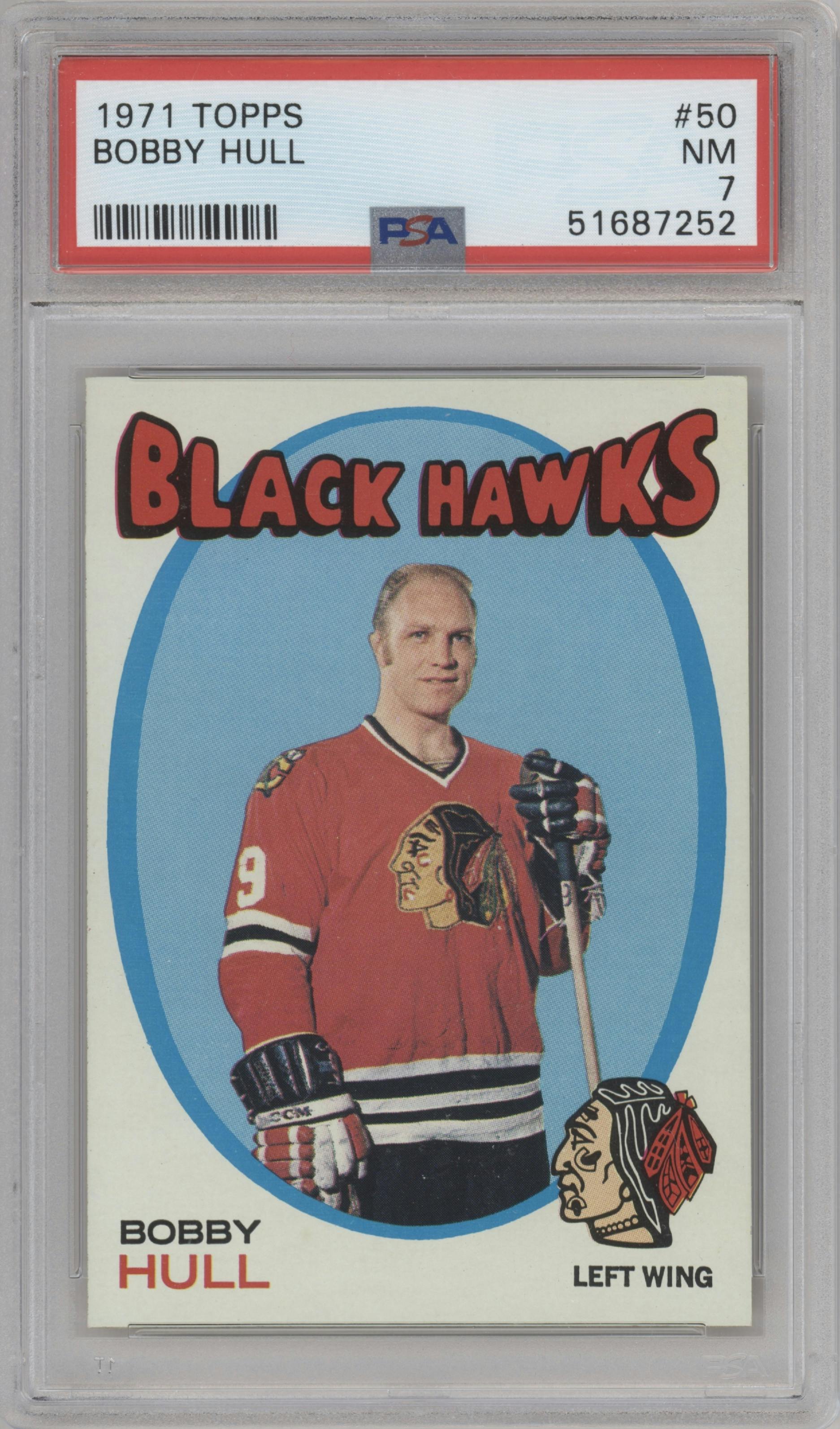 Bobby Hull from the 1971-72 Topps set graded by PSA and given an overall grade of 7.