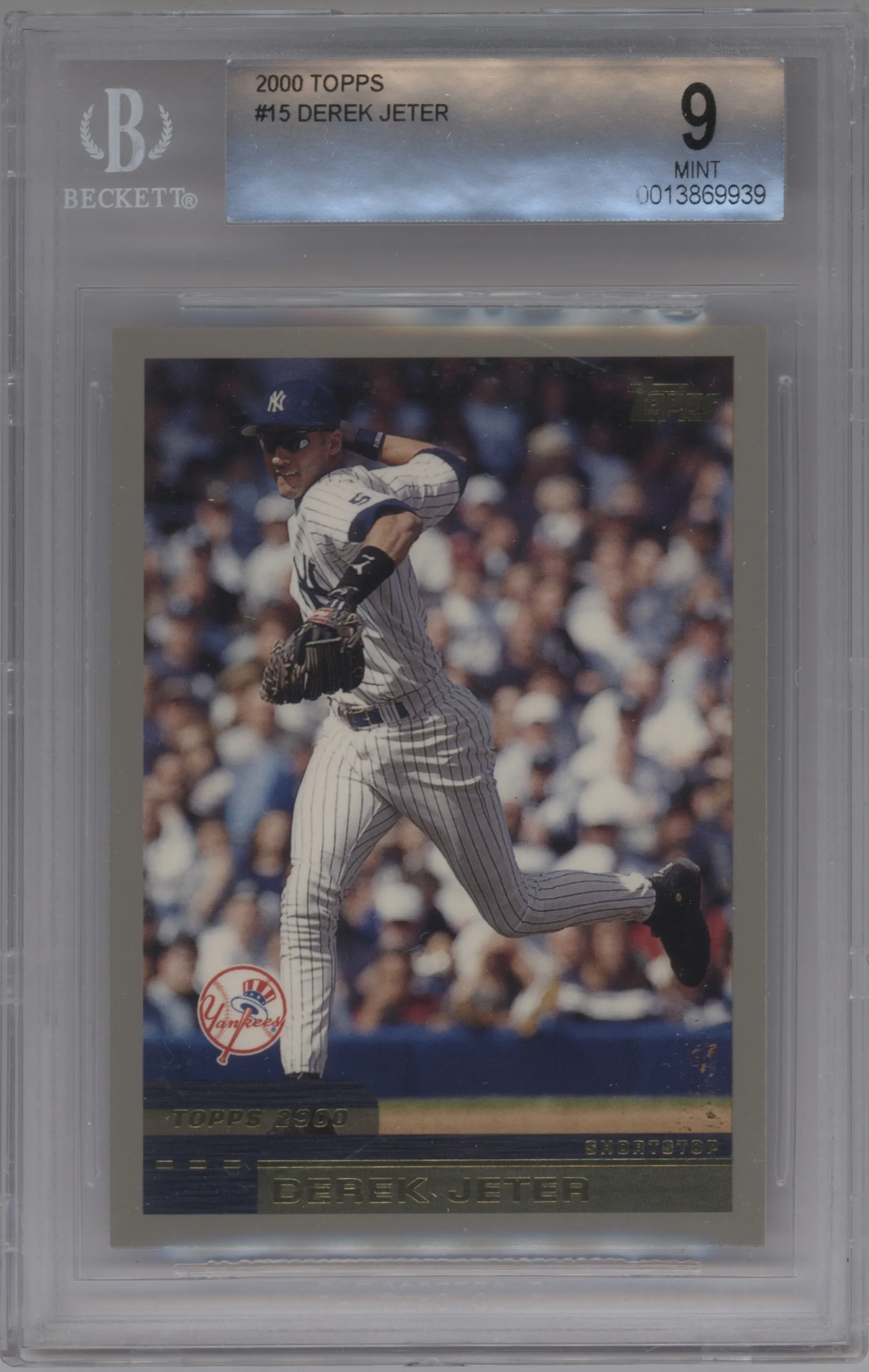 2000 Topps Derek Jeter #15 BGS 9
