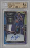 De'Aaron Fox from the 2017-18 Panini Select set featuring a Tie-Dye parallel graded by Beckett and given an overall grade of 9.5.