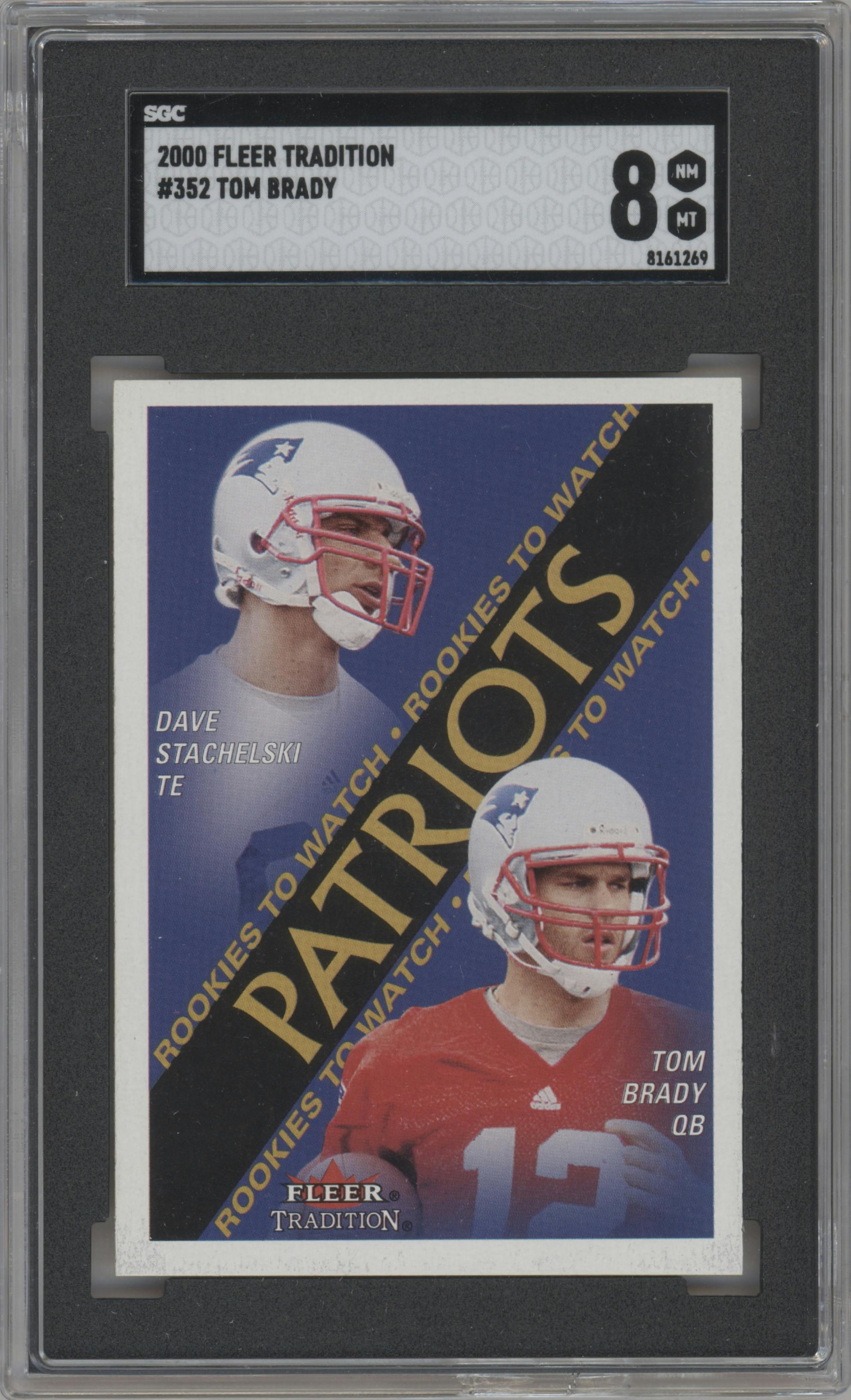 Dave Stachelski/Tom Brady from the 2000 Fleer Tradition set graded by SGC and given an overall grade of 8.