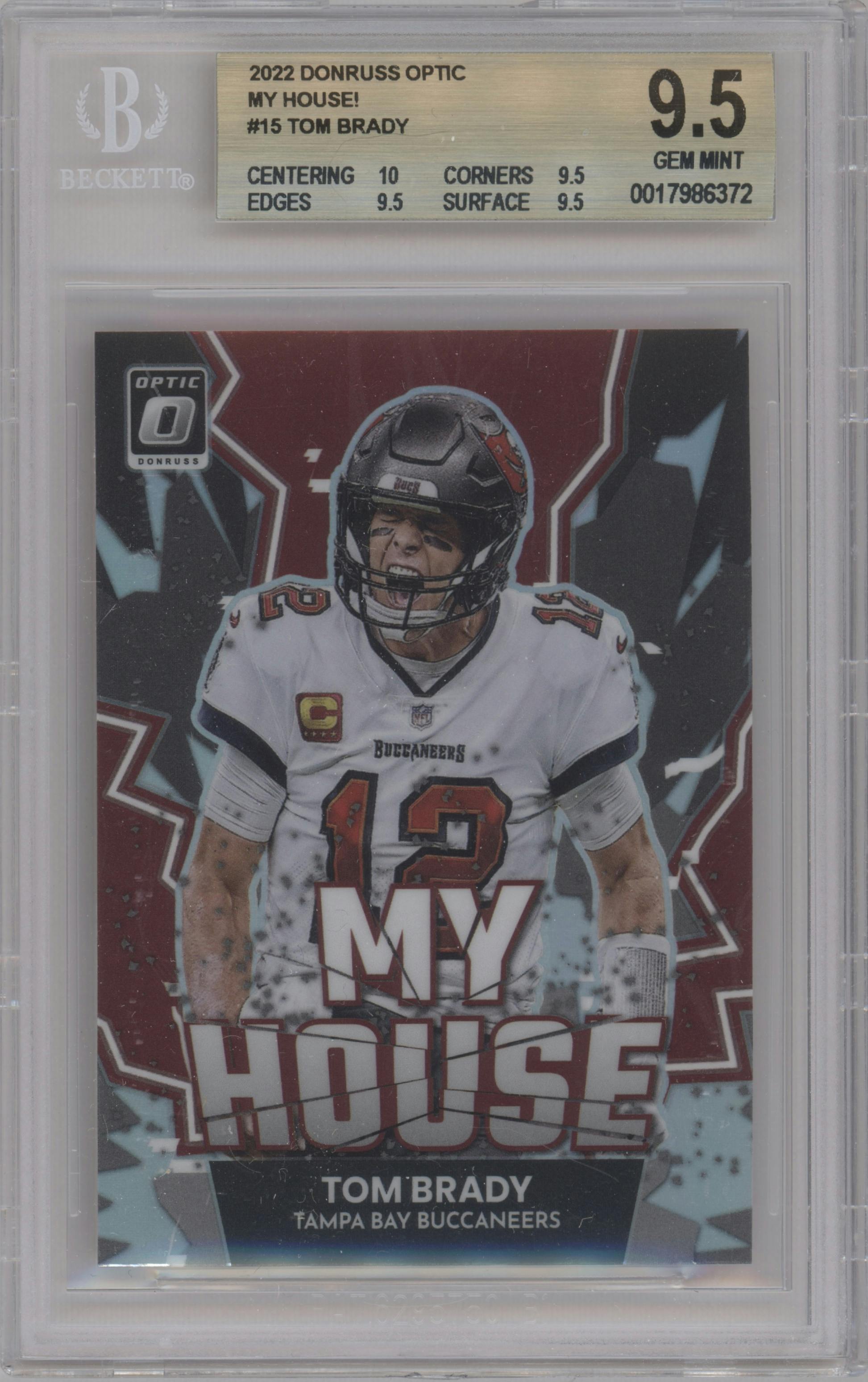Tom Brady from the 2022 Panini Donruss Optic set graded by Beckett and given an overall grade of 9.5.