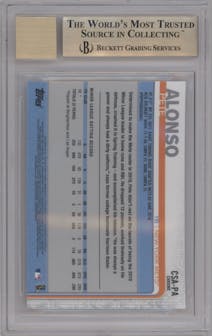 Pete Alonso from the 2019 Topps Chrome Sapphire Edition set graded by Beckett and given an overall grade of 9.5.