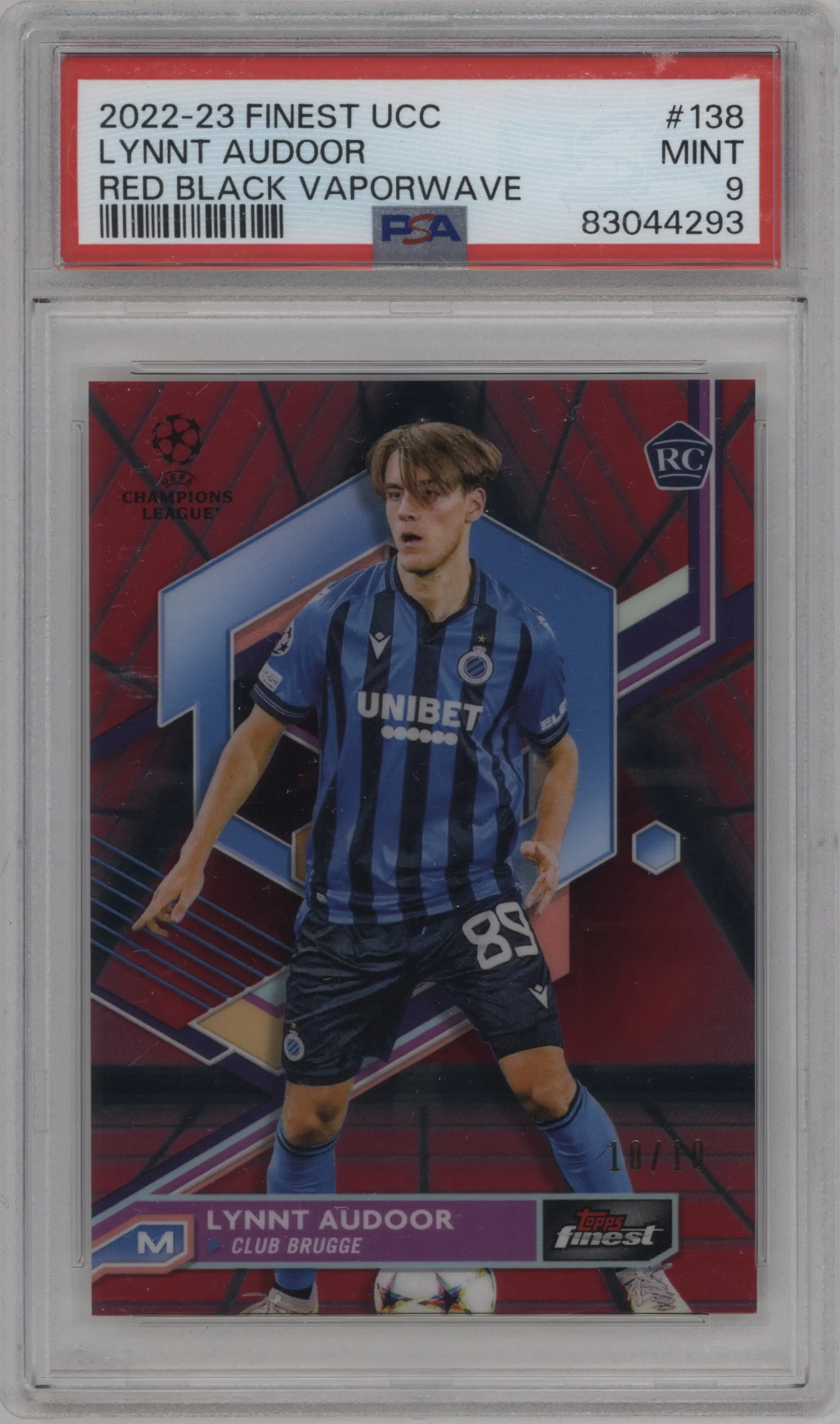 2022 Topps Finest UEFA Club Competitions Lynnt Audoor Red/Black Vaporwave Ref. PSA 9