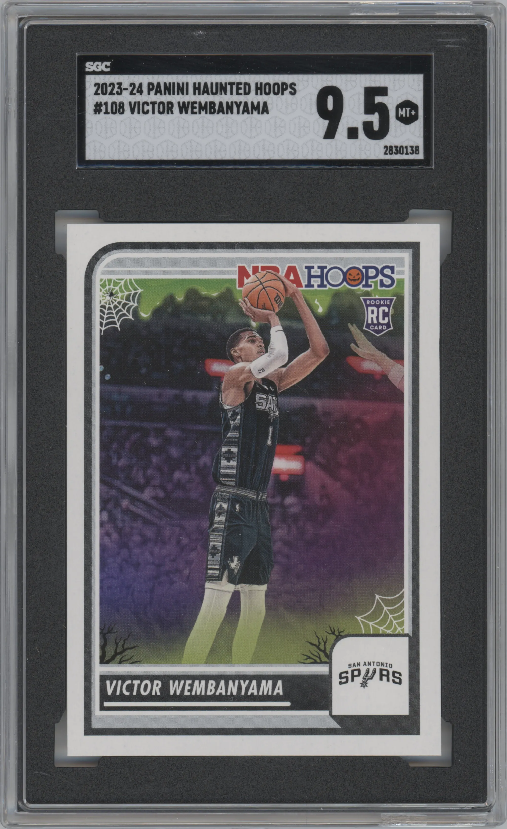 2023 Panini Haunted Hoops Victor Wembanyama SGC 9.5