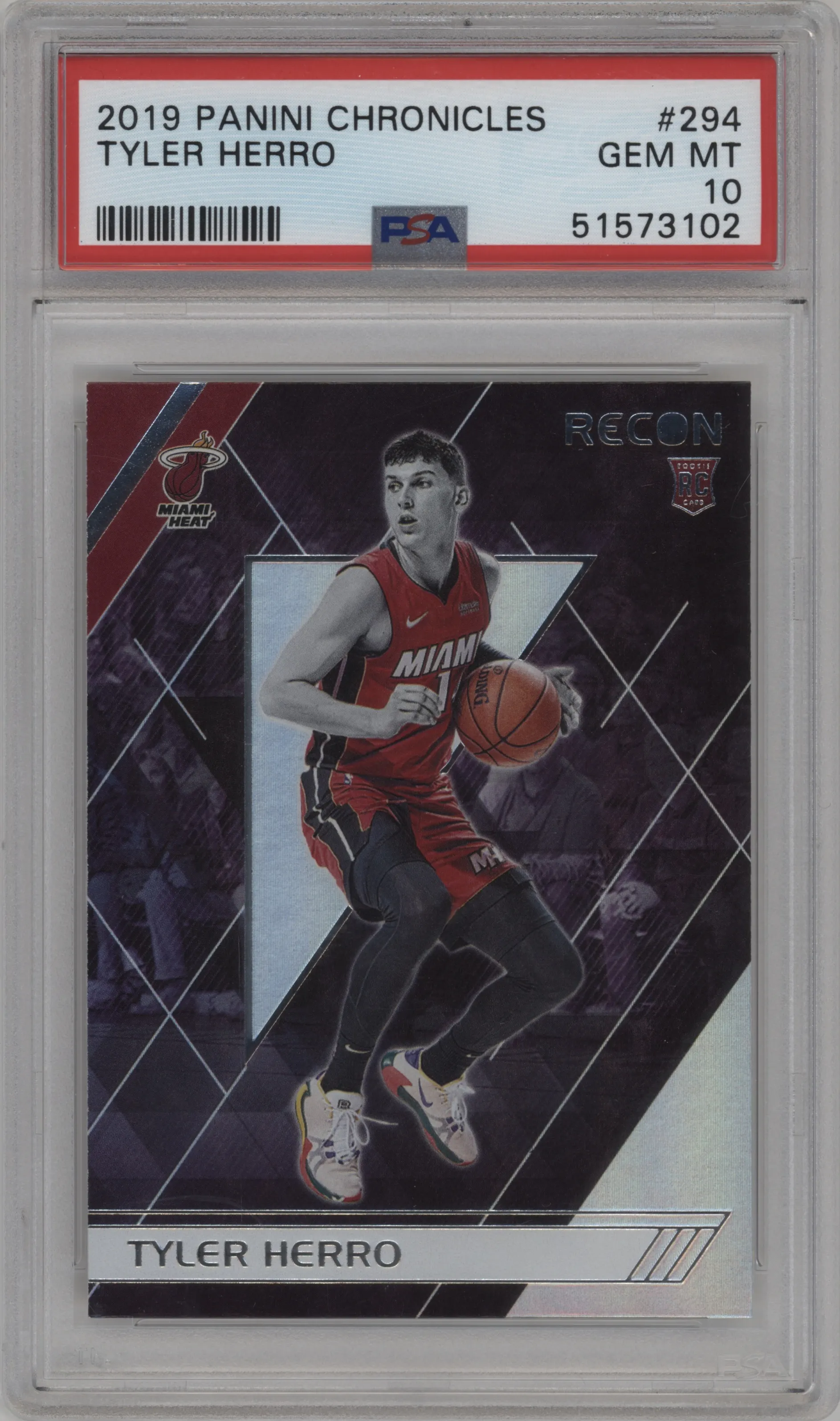 2019 Panini Chronicles Recon Tyler Herro PSA 10