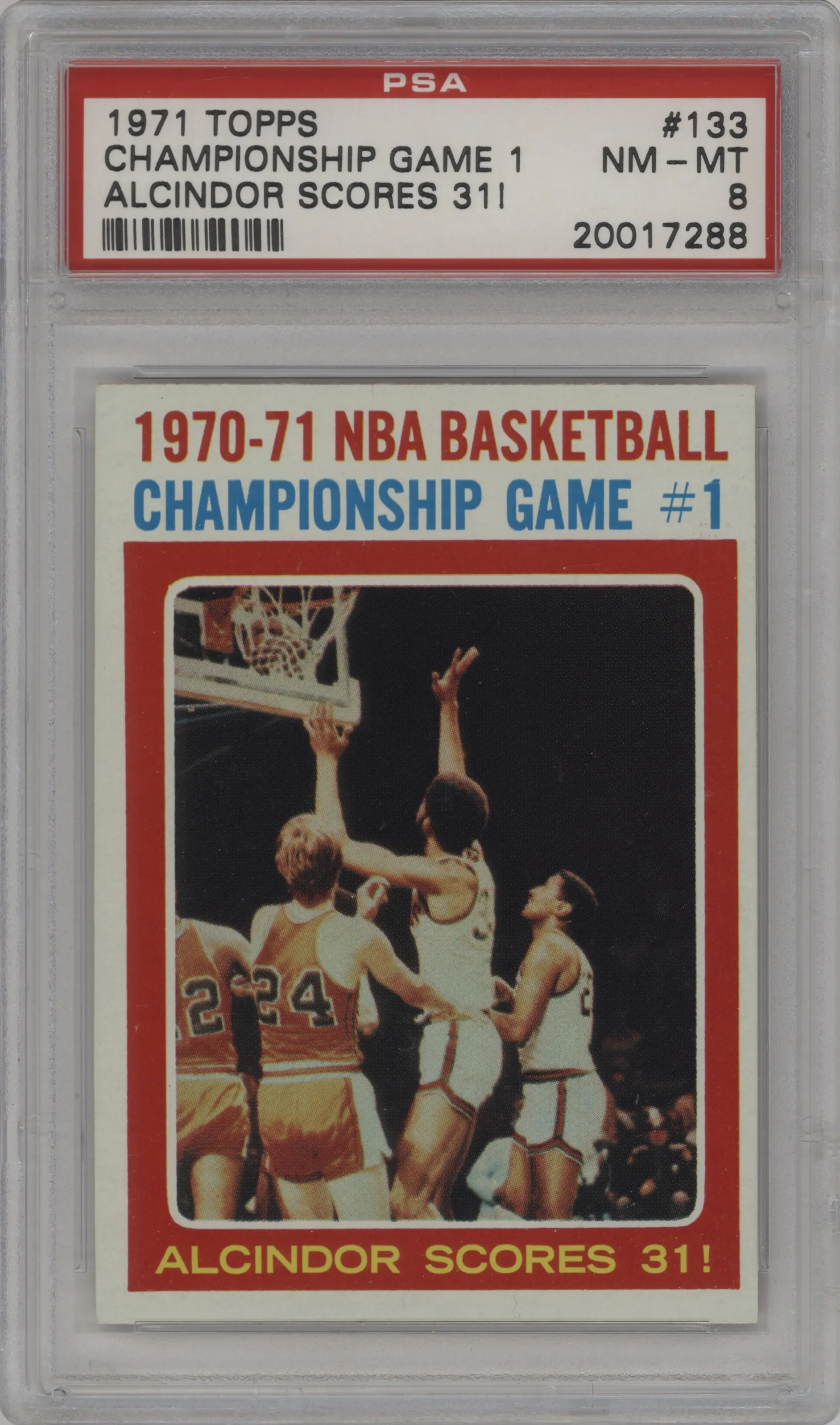 1971 Topps Kareem Abdul-Jabbar #133 PSA 8