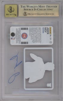 Jaden Ivey from the 2022-23 Panini Contenders set featuring a Clear Ticket parallel graded by Beckett and given an overall grade of 9.5.