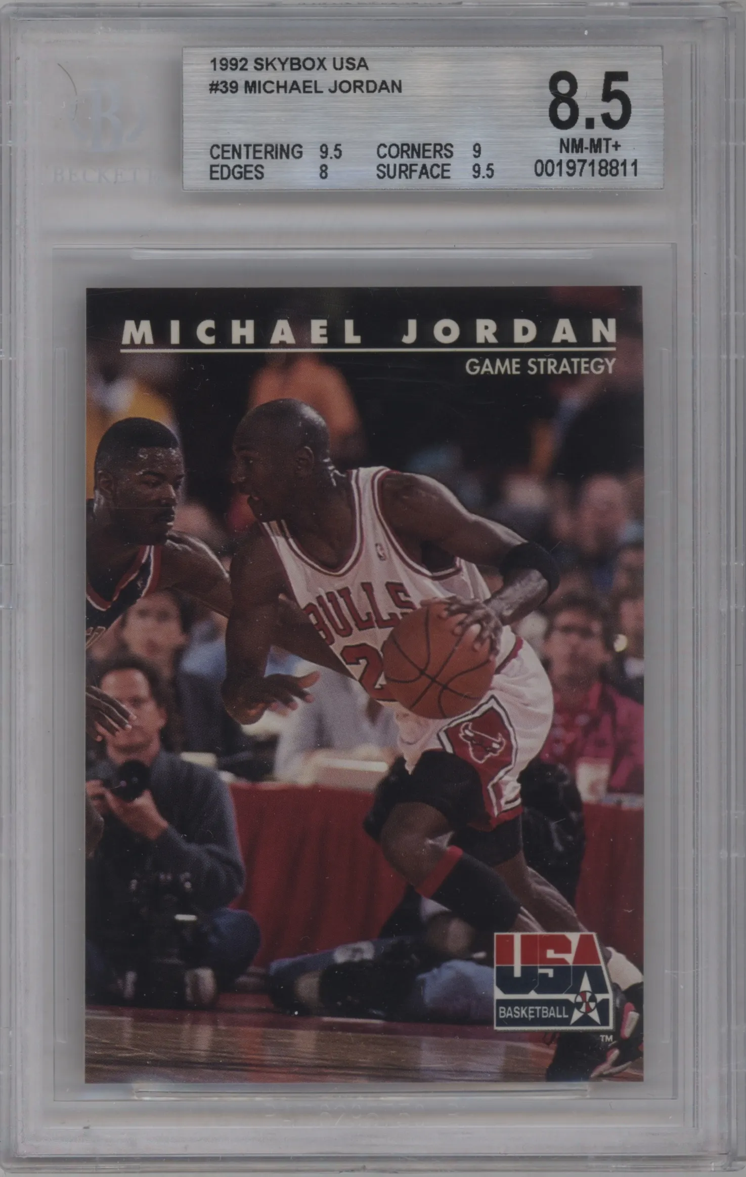 1992 Skybox USA Michael Jordan #39 BGS 8.5