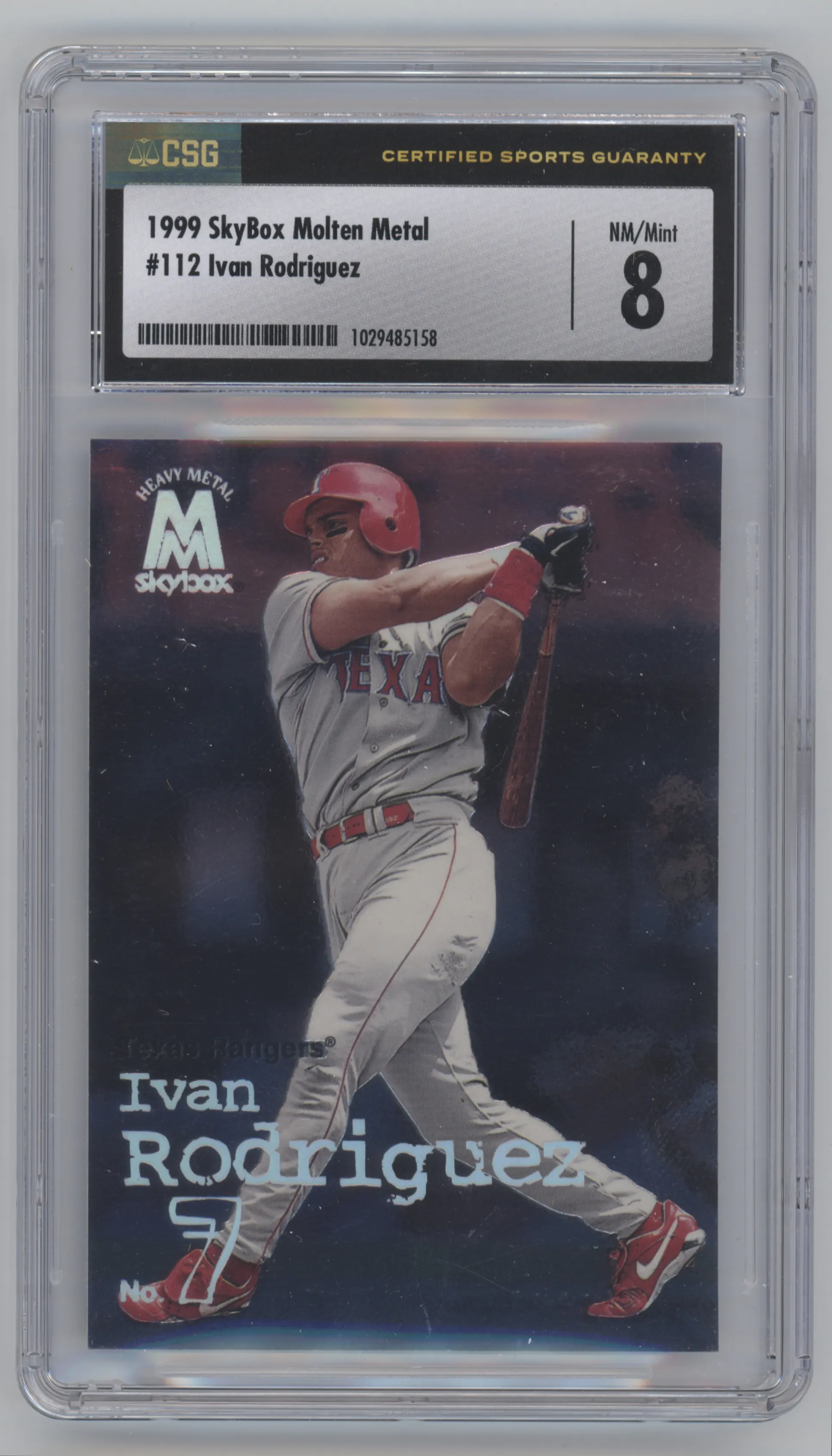 Ivan Rodriguez from the 1999 Skybox Molten Metal set graded by CSG and given an overall grade of 8.