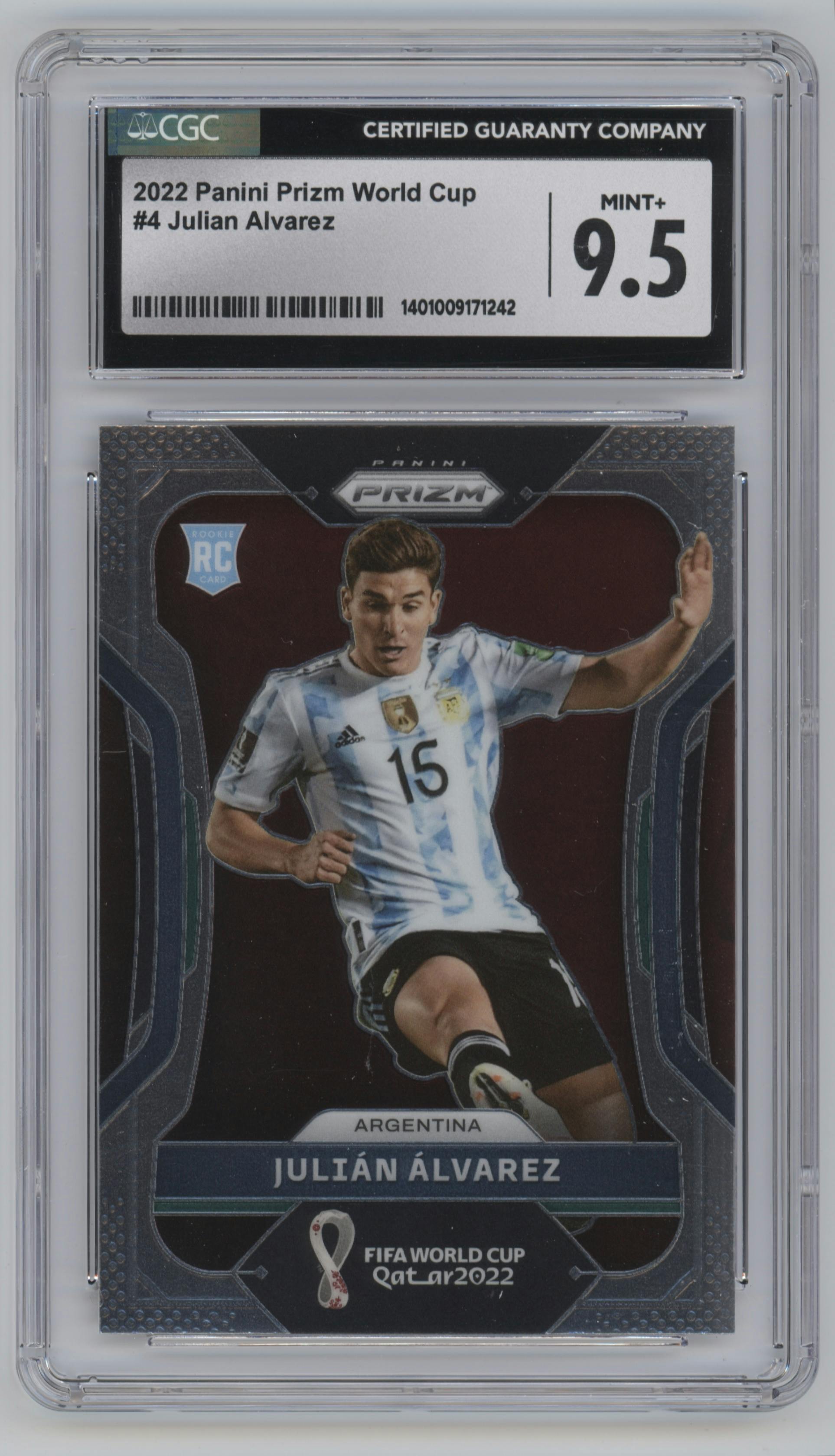 Julian Alvarez from the 2022 Panini Prizm FIFA WC Qatar set graded by CSG and given an overall grade of 9.5.