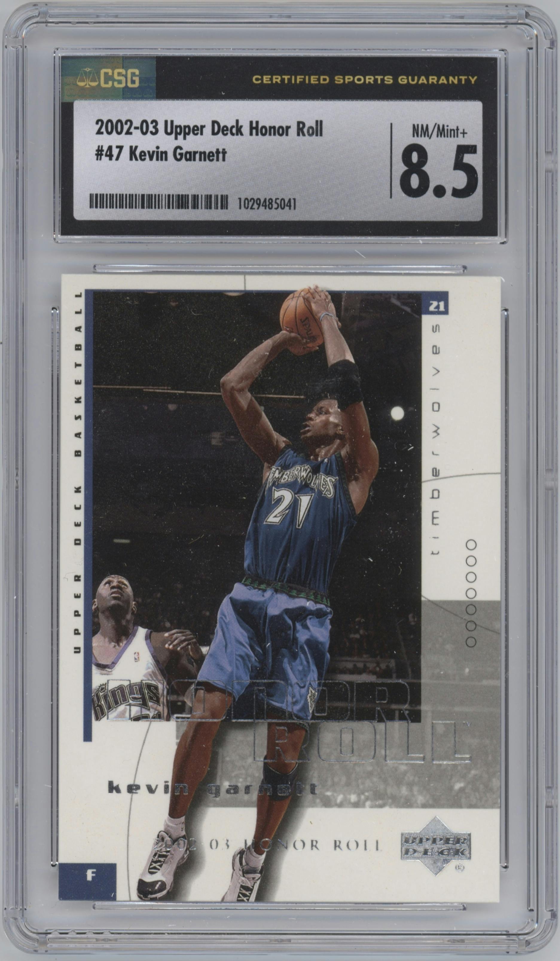 Kevin Garnett from the 2002-03 UD Honor Roll set graded by CSG and given an overall grade of 8.5.